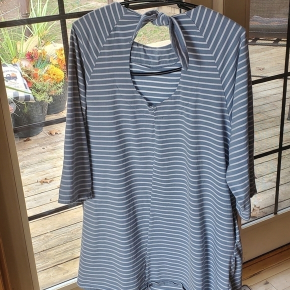 Umgee Long Sleeve Light Blue & White Striped Tie Closure Sz. L Dress or‎ Tunic - Picture 3 of 6